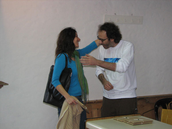 Saludando a Daniela Hamra